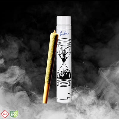 cigarette magic box Vanishing Cigarette Case Magic Tricks Disappearing Vanishing Deck Card Box Close-Up Street Stage Illusions Gimmicks Props Toys cigarette magic box Vanishing Cigarette Case Magic Tricks Disappearing Vanishing Deck Card Box Close-Up Street Stage Illusions Gimmicks Props Toys
