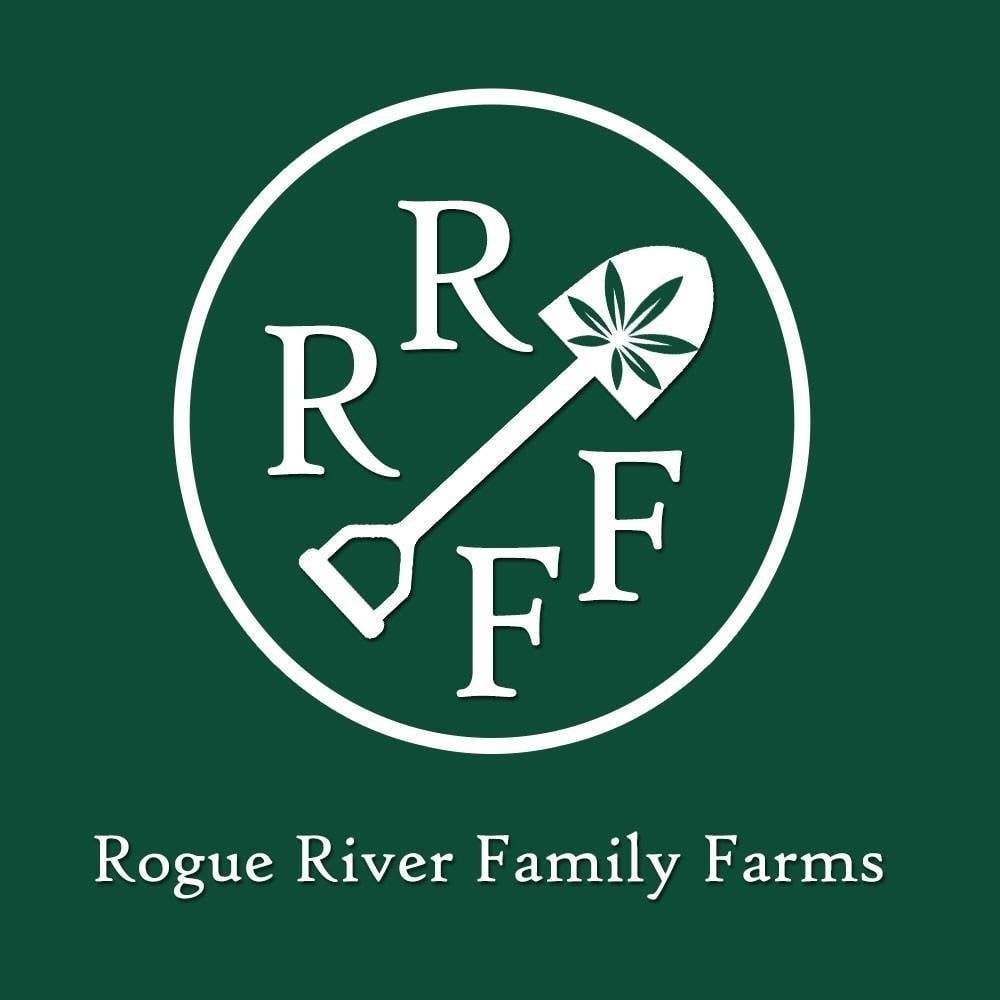 Bel Air Wedding Cake by Rogue River Family Farms