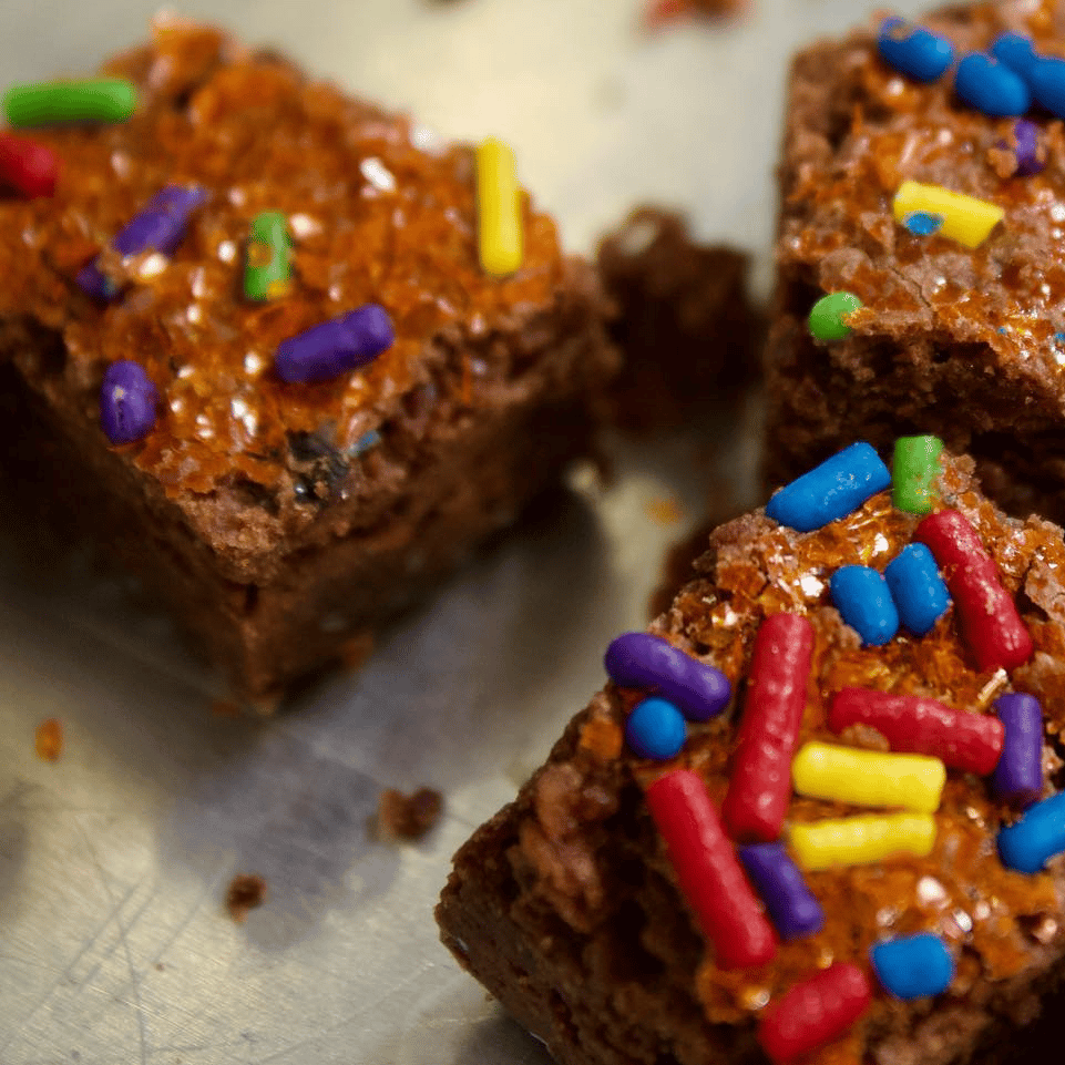 Rainbow Sprinkle - Hybrid (100mg) by Love's Oven