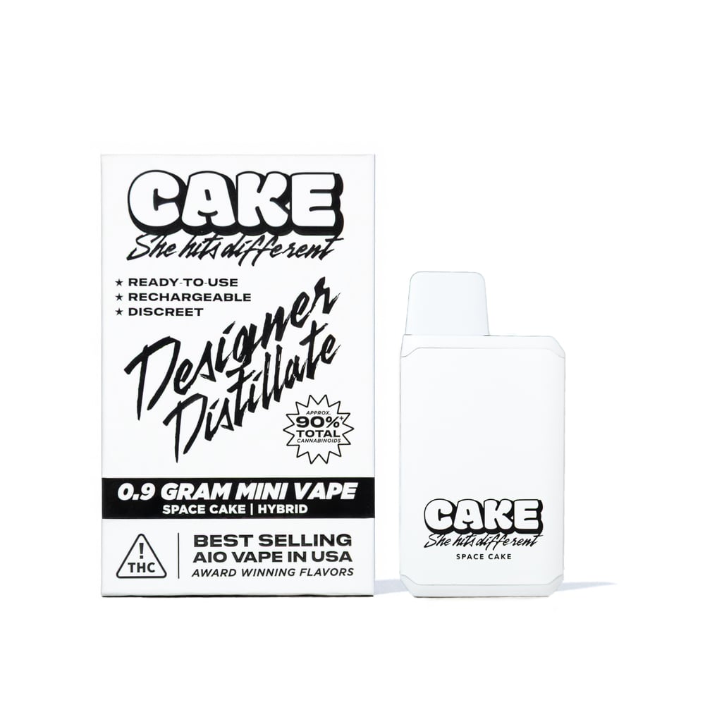 Space Cake [900mg] by CAKE she hits different