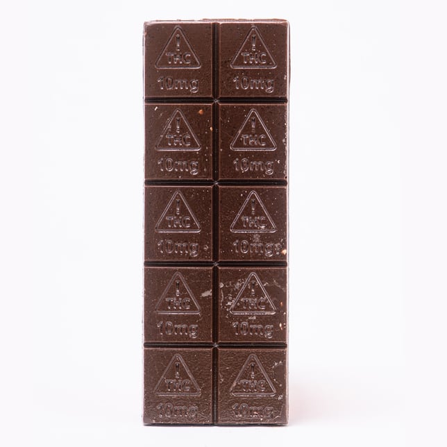 Salted Almond Dark Chocolate Bar (100mg) - Image 2