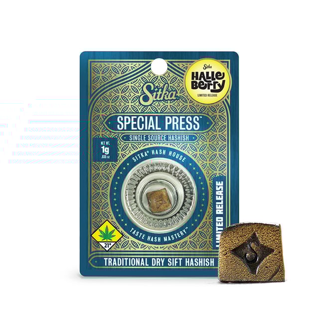 Halle Berry - Image 2 Halle Berry - Image 2