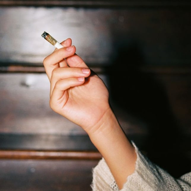 Ultra Thin Rolling Papers - 1 1/4 (78mm) - Image 2 Ultra Thin Rolling Papers - 1 1/4 (78mm) - Image 2